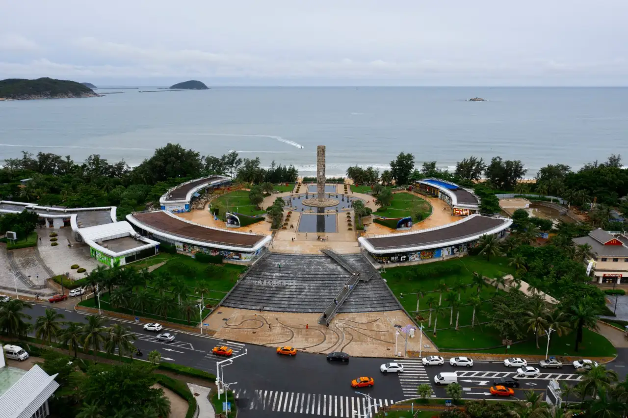 陕西合作旅行社解析：西安旅游线路定制与标准化跟团服务的差异对比